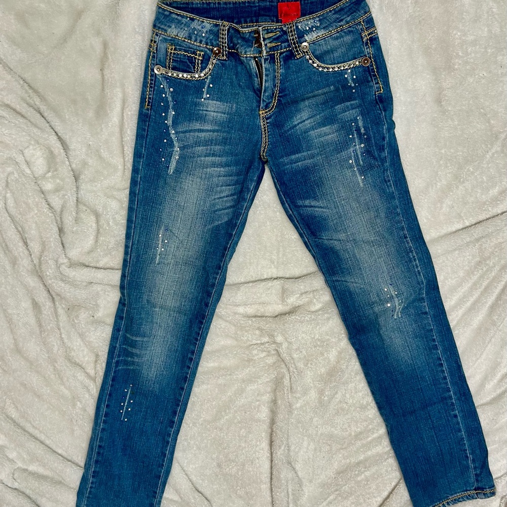 V Cristina Diamonds & Denim Blinged Out Blue Straight Leg Jeans w: Distressed